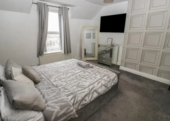 Chestnut - A Woodland Escape Near The City!